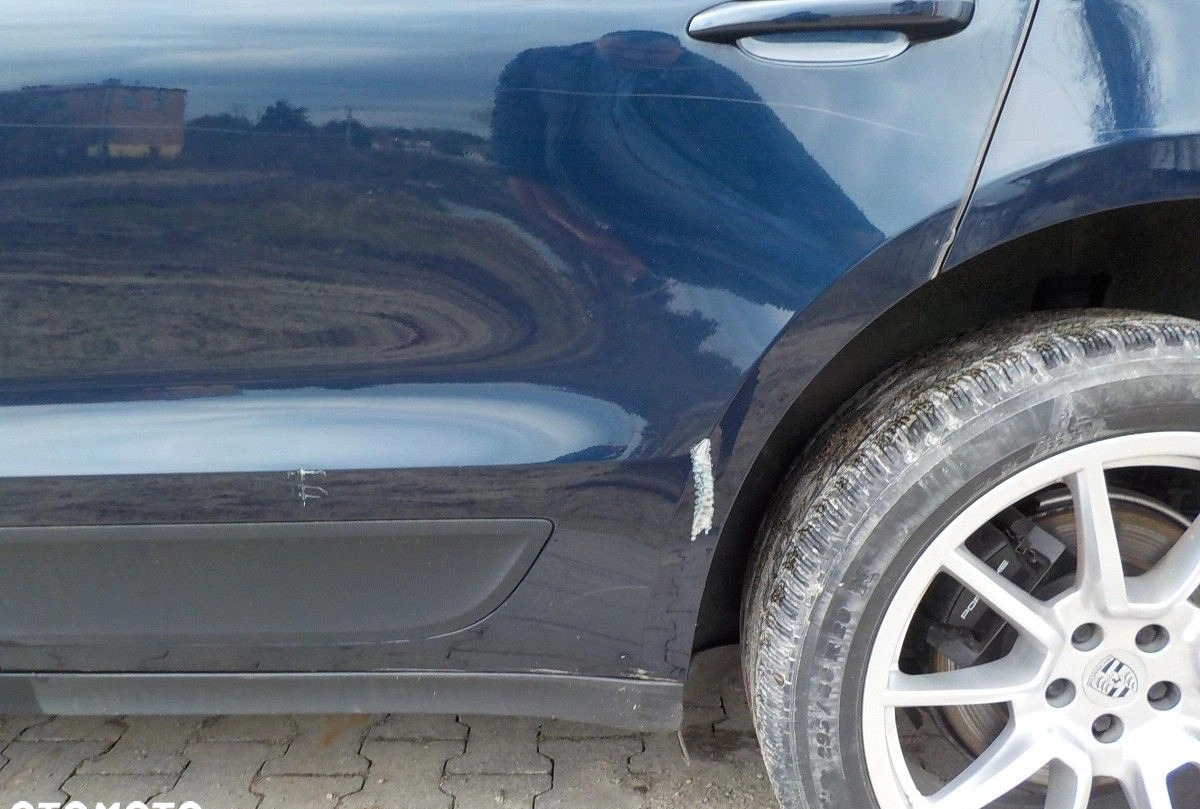Porsche Macan cena 86900 przebieg: 104563, rok produkcji 2017 z Ożarów Mazowiecki małe 631